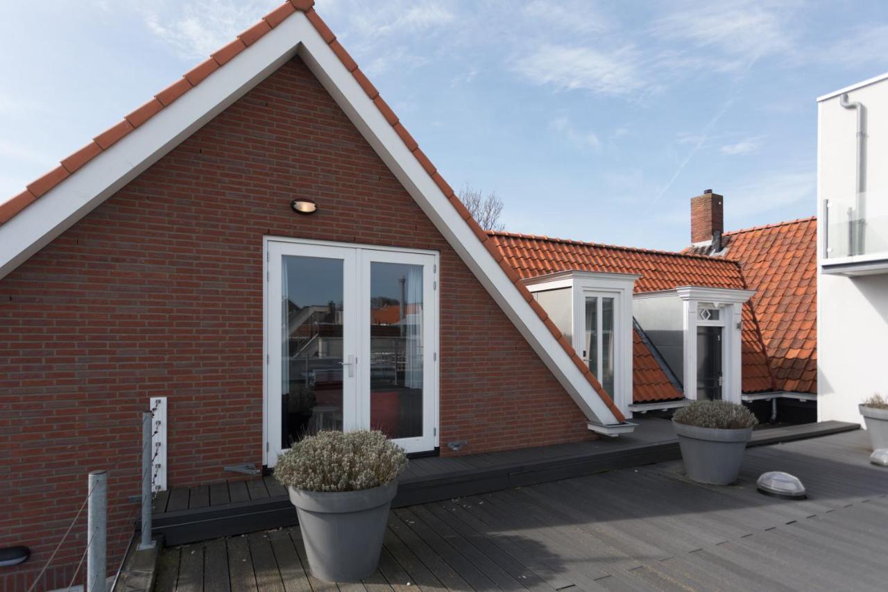 Hello Zeeland - Appartement Markt 5 En 5A Domburg Bagian luar foto