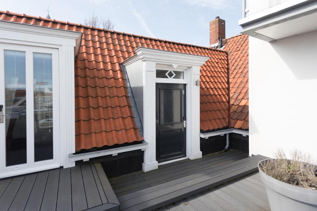 Hello Zeeland - Appartement Markt 5 En 5A Domburg Bagian luar foto