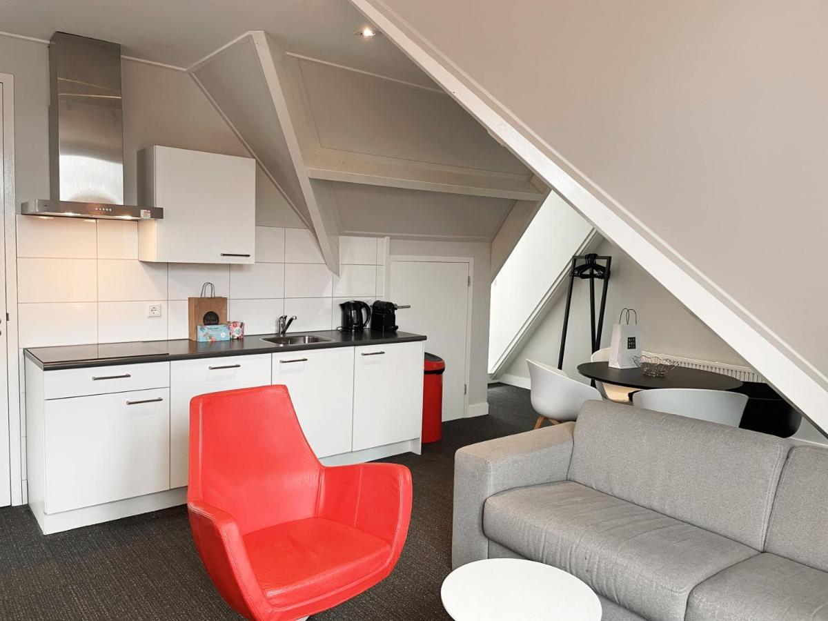 Hello Zeeland - Appartement Markt 5 En 5A Domburg Bagian luar foto